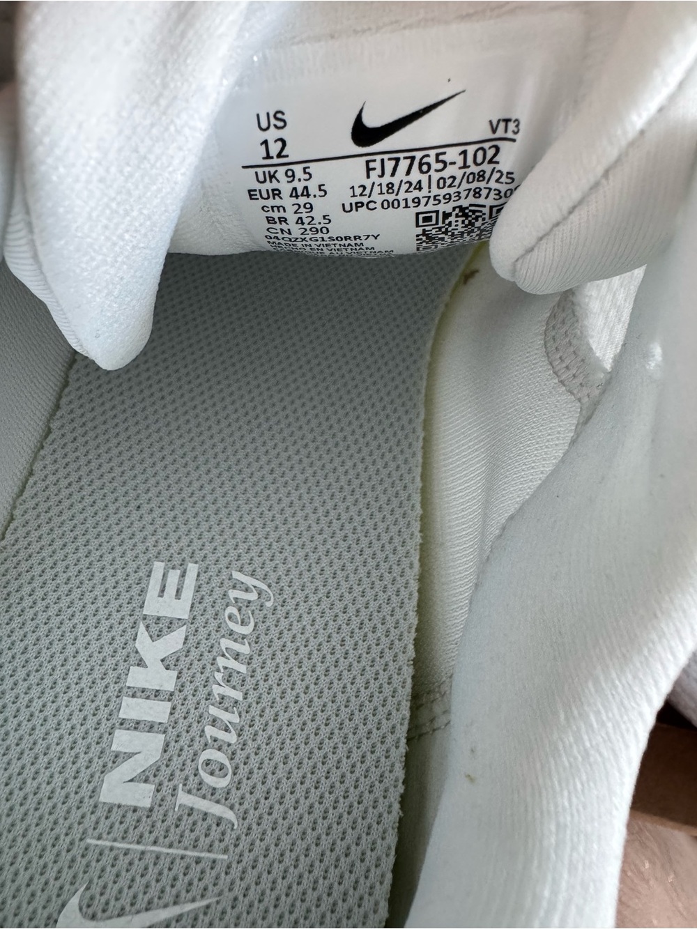 Nike Journey Run White Pure Platinum BRAND NEW Multiple Sizes - Picture 9 of 9